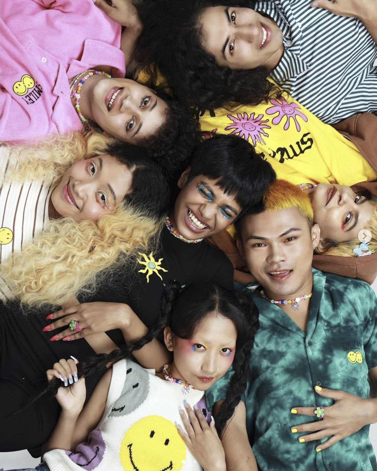 H&M x Smiley collection campaign H&M x Smiley collection campaign